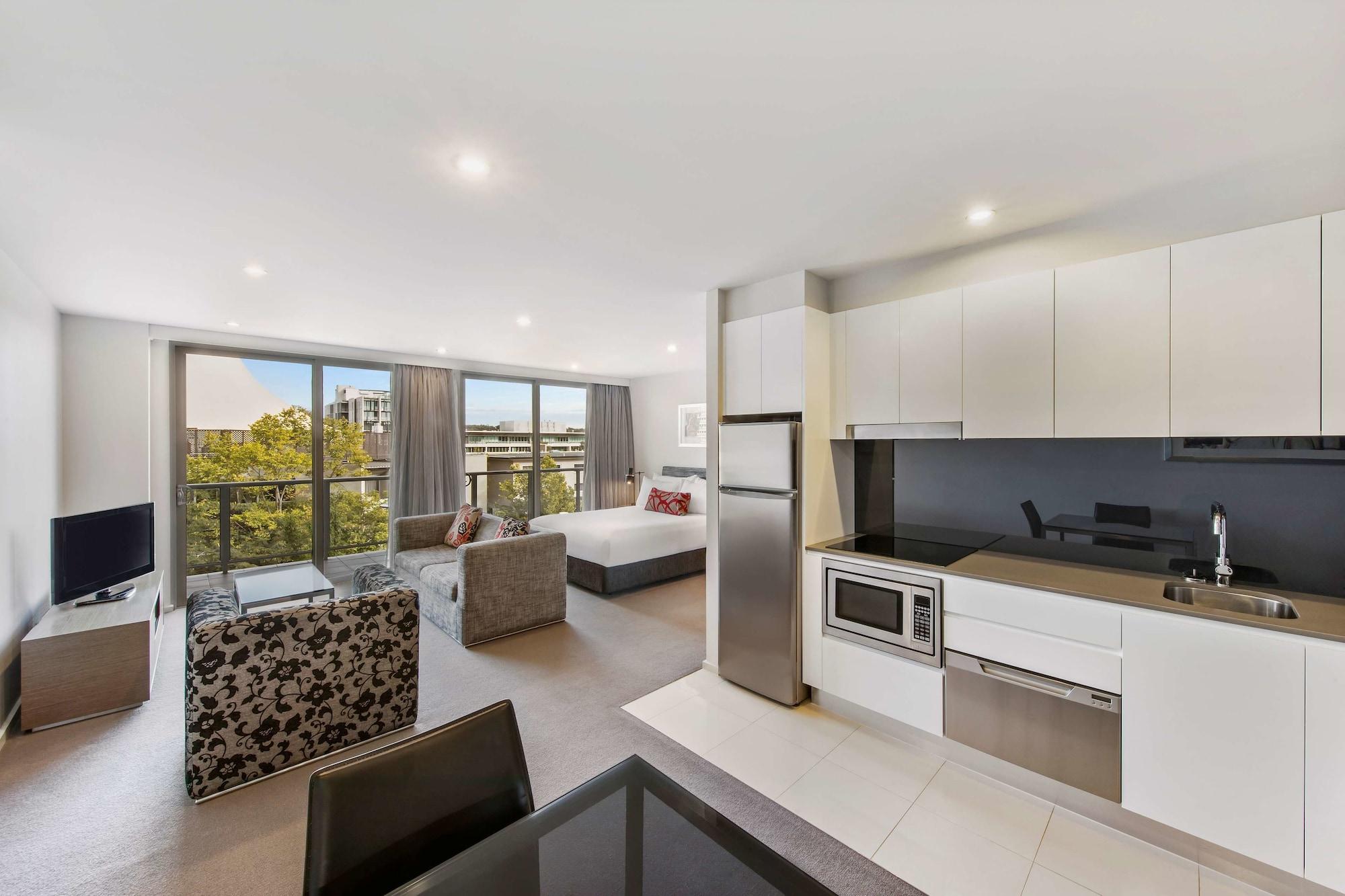 Adina Serviced Apartments Canberra Dickson Buitenkant foto