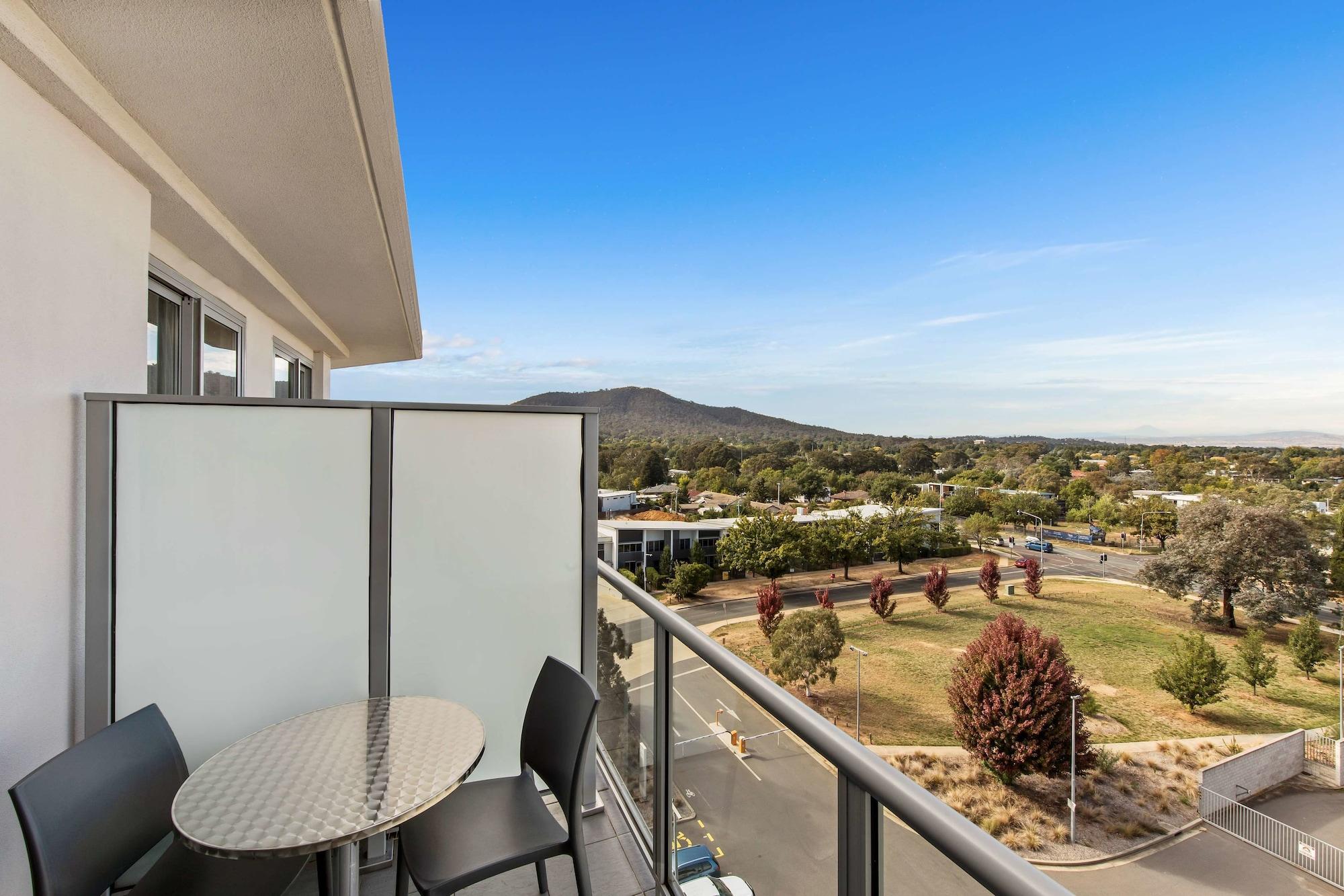 Adina Serviced Apartments Canberra Dickson Buitenkant foto